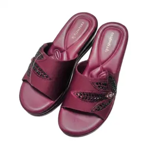 Royal Blossom Heel M185