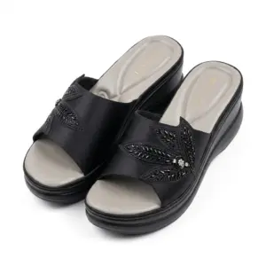 Royal Blossom Heel black M186
